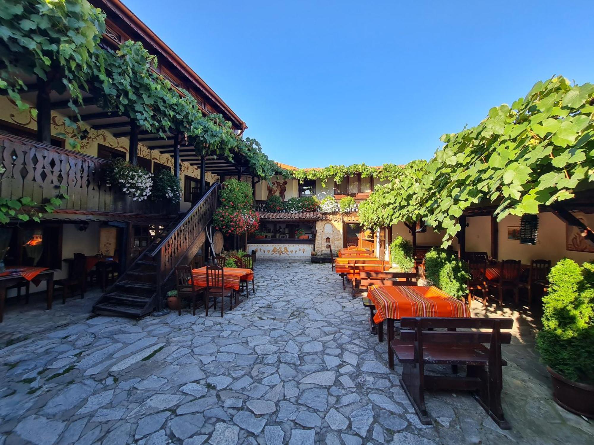 Стаи За Гости The Old House Velingrad Exterior foto