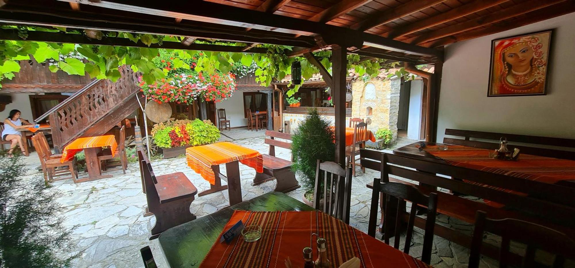 Стаи За Гости The Old House Velingrad Exterior foto